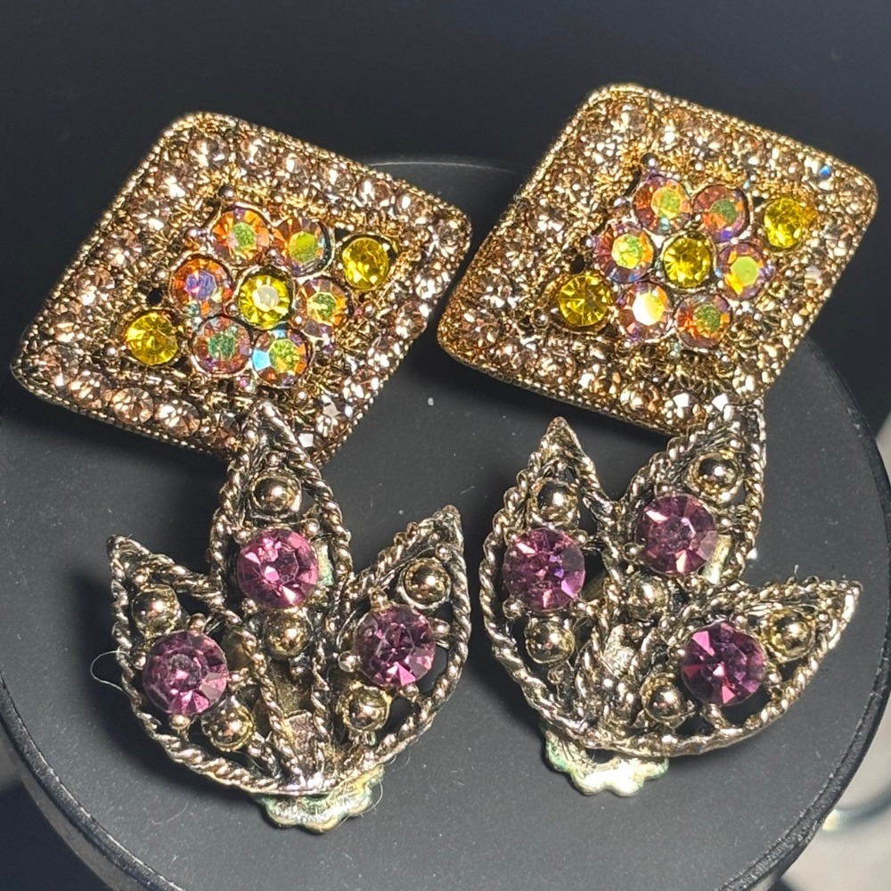 VTG LOT OF 2 Clip-On Earrings Gold Purple Rhinestone Fleur-de-Lis Diamond Set